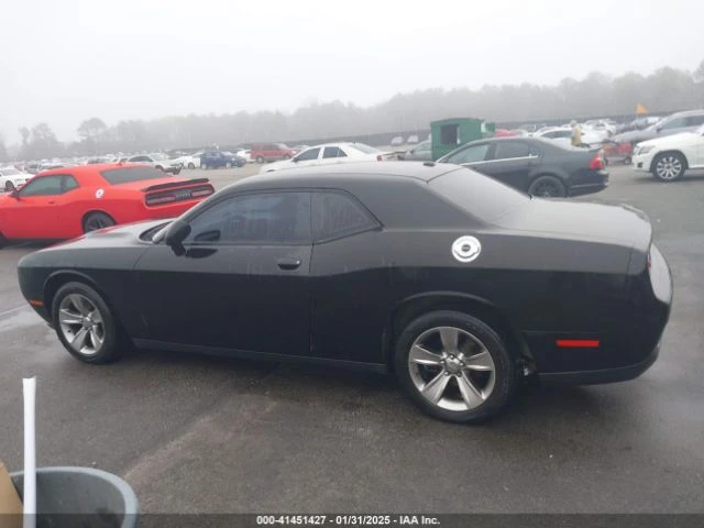 Dodge Challenger SXT* 3.6* V6* * 8ZF* ПОДГРЕВ* КАМЕРА* КЕЙЛЕС, снимка 6 - Автомобили и джипове - 49264019