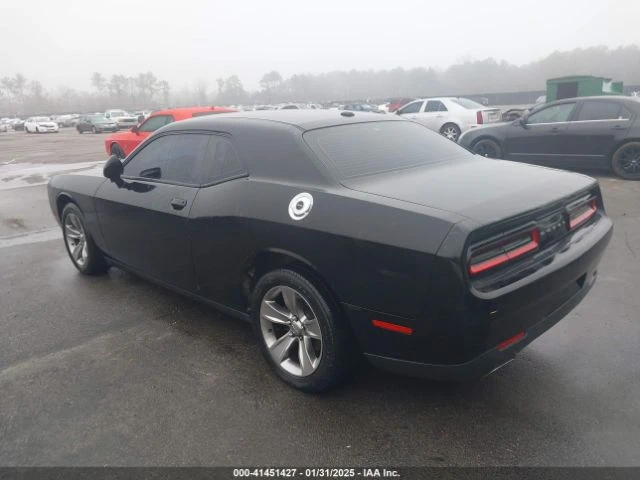 Dodge Challenger SXT* 3.6* V6* * 8ZF* ПОДГРЕВ* КАМЕРА* КЕЙЛЕС, снимка 3 - Автомобили и джипове - 49264019