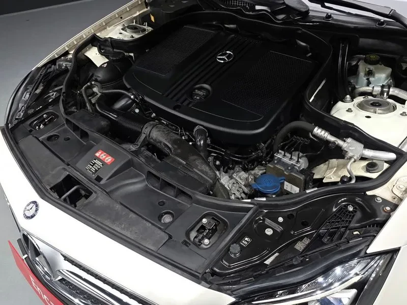 Mercedes-Benz CLS 250 W218 D 4Matic, снимка 6 - Автомобили и джипове - 55940577