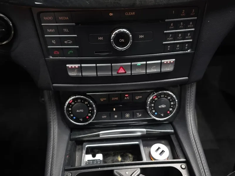 Mercedes-Benz CLS 250 W218 D 4Matic, снимка 17 - Автомобили и джипове - 55940577