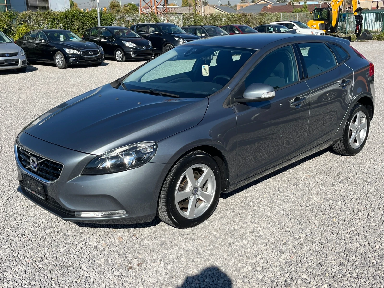 Volvo V40 2.0D-120 k.c. /EURO 6B/ - изображение 2