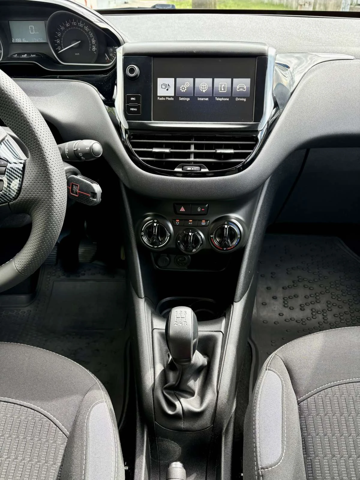 Peugeot 208 1.6 HDI, ДИЗЕЛ, LED, 2016 г. - изображение 10