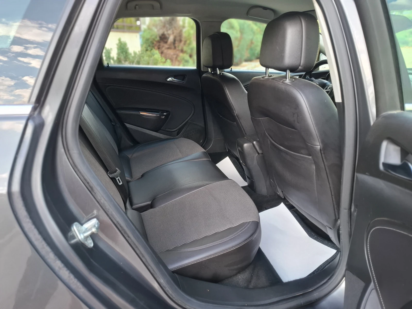 Opel Astra 1.7CDTI 110hp *  *  * EURO 5 *  | Mobile.bg   13