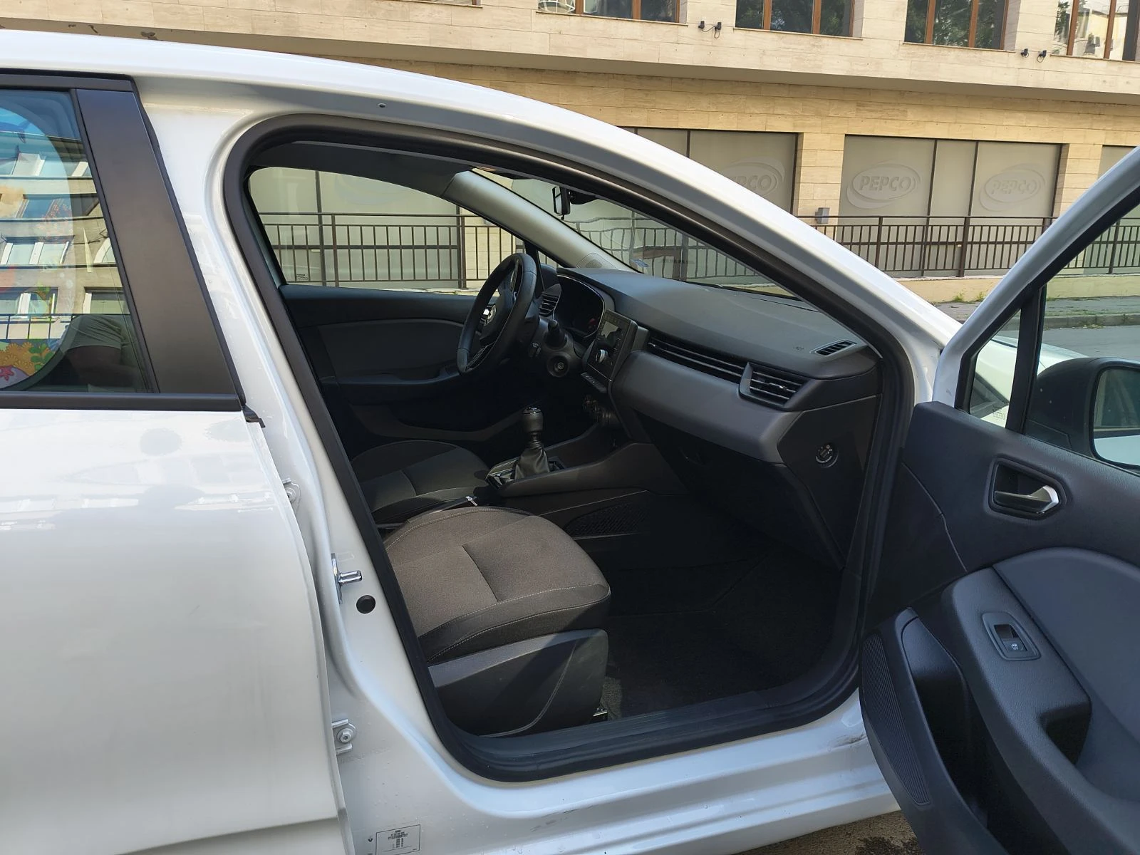 Renault Clio  .  3600  + 220   | Mobile.bg   11