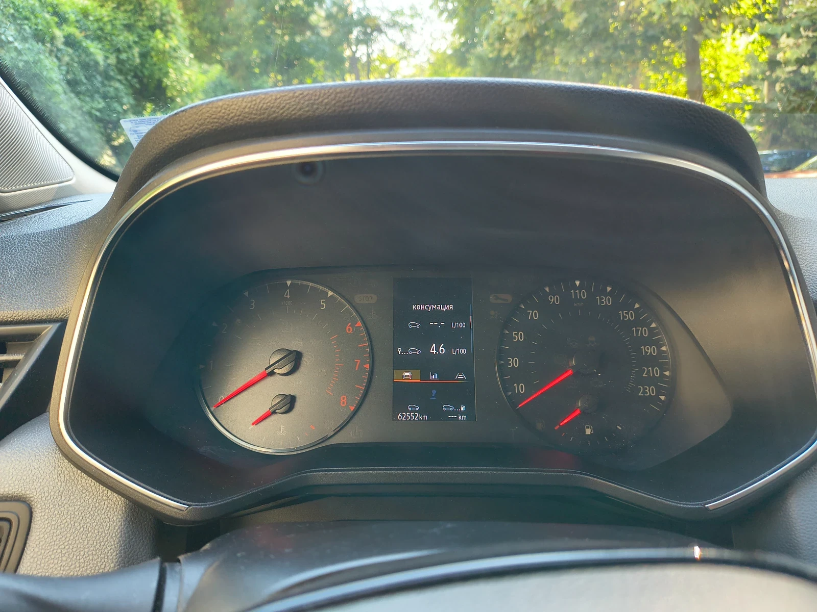 Renault Clio  .  3600  + 220   | Mobile.bg   13