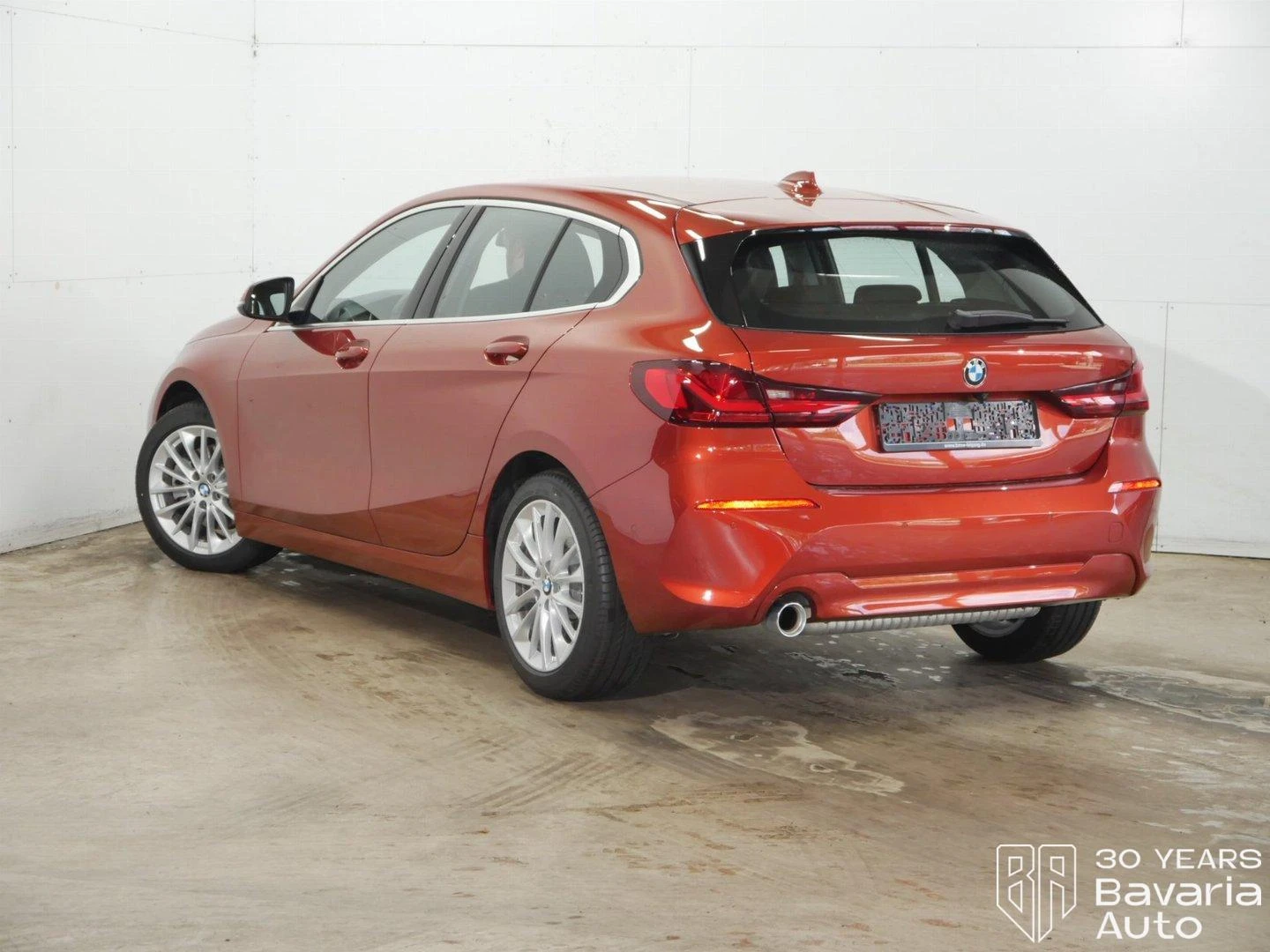 BMW 118 i Advantage - изображение 2