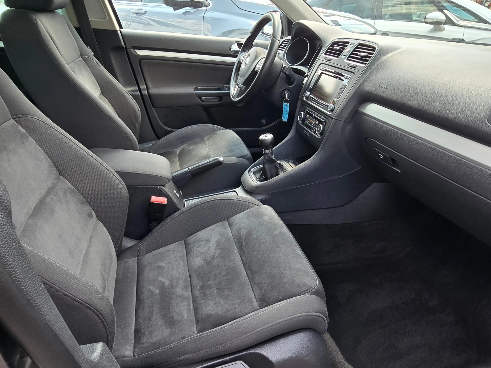 VW Golf VI/1.6TDi/6ck./4-motion/ | Mobile.bg   16