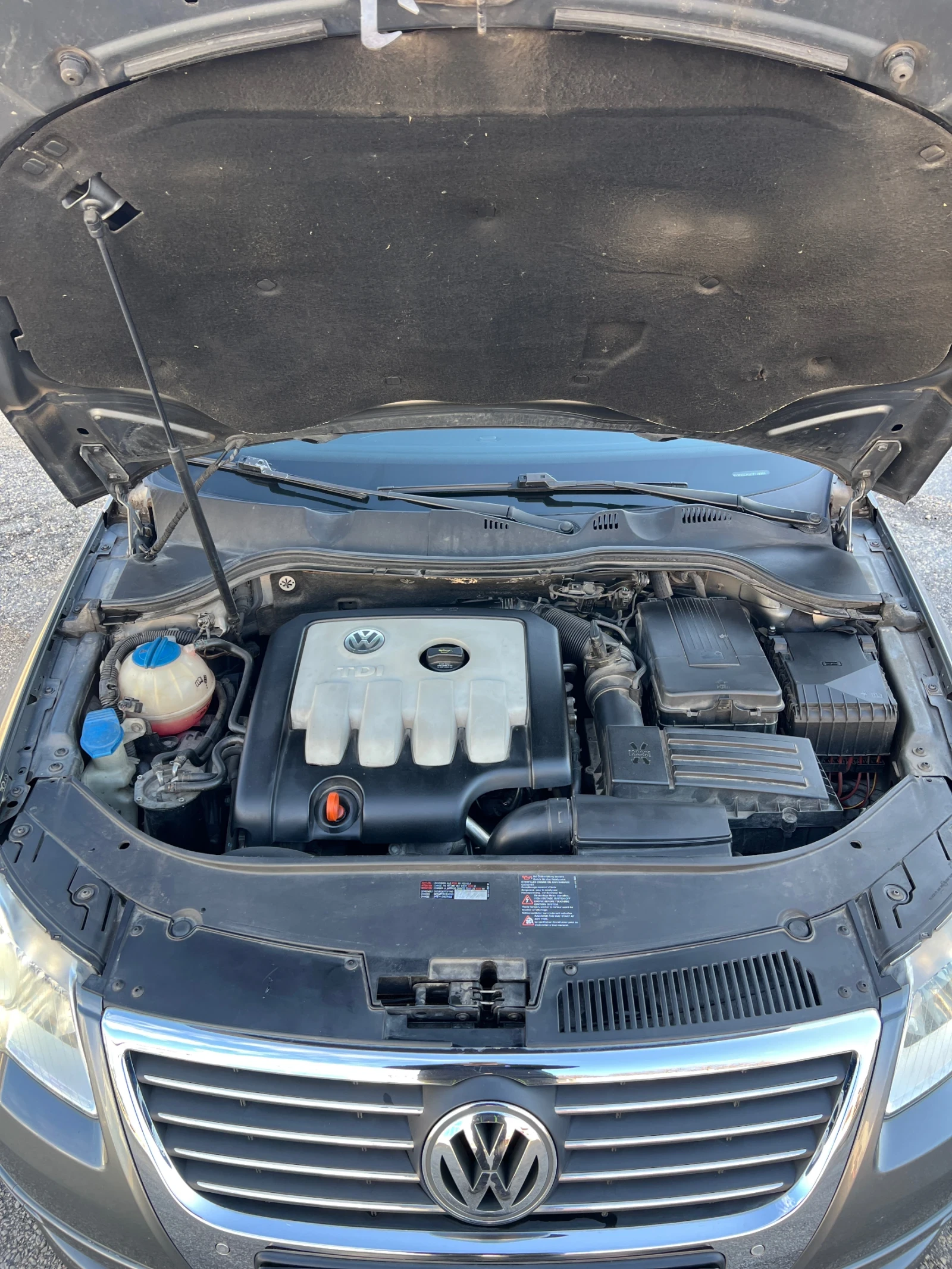 VW Passat 2.0 tdi - изображение 8