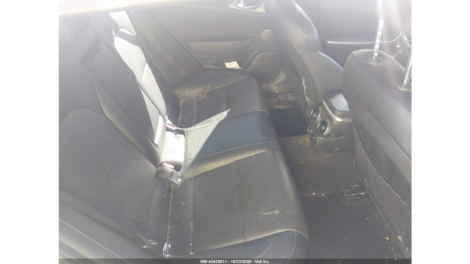 Kia Stinger GT1 | Mobile.bg   13