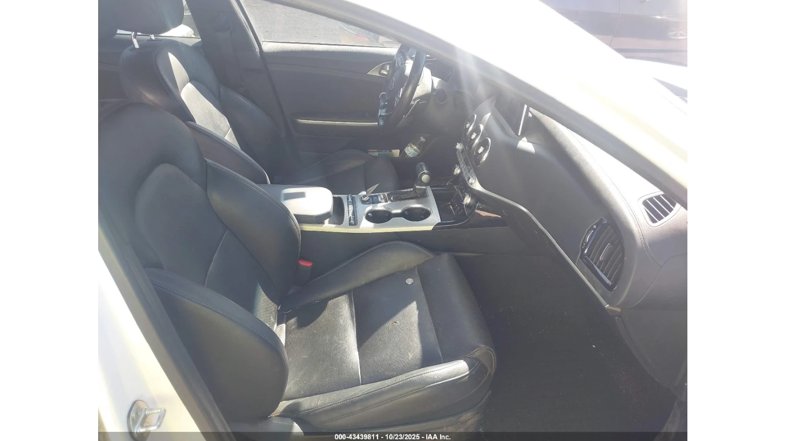 Kia Stinger GT1 | Mobile.bg   11