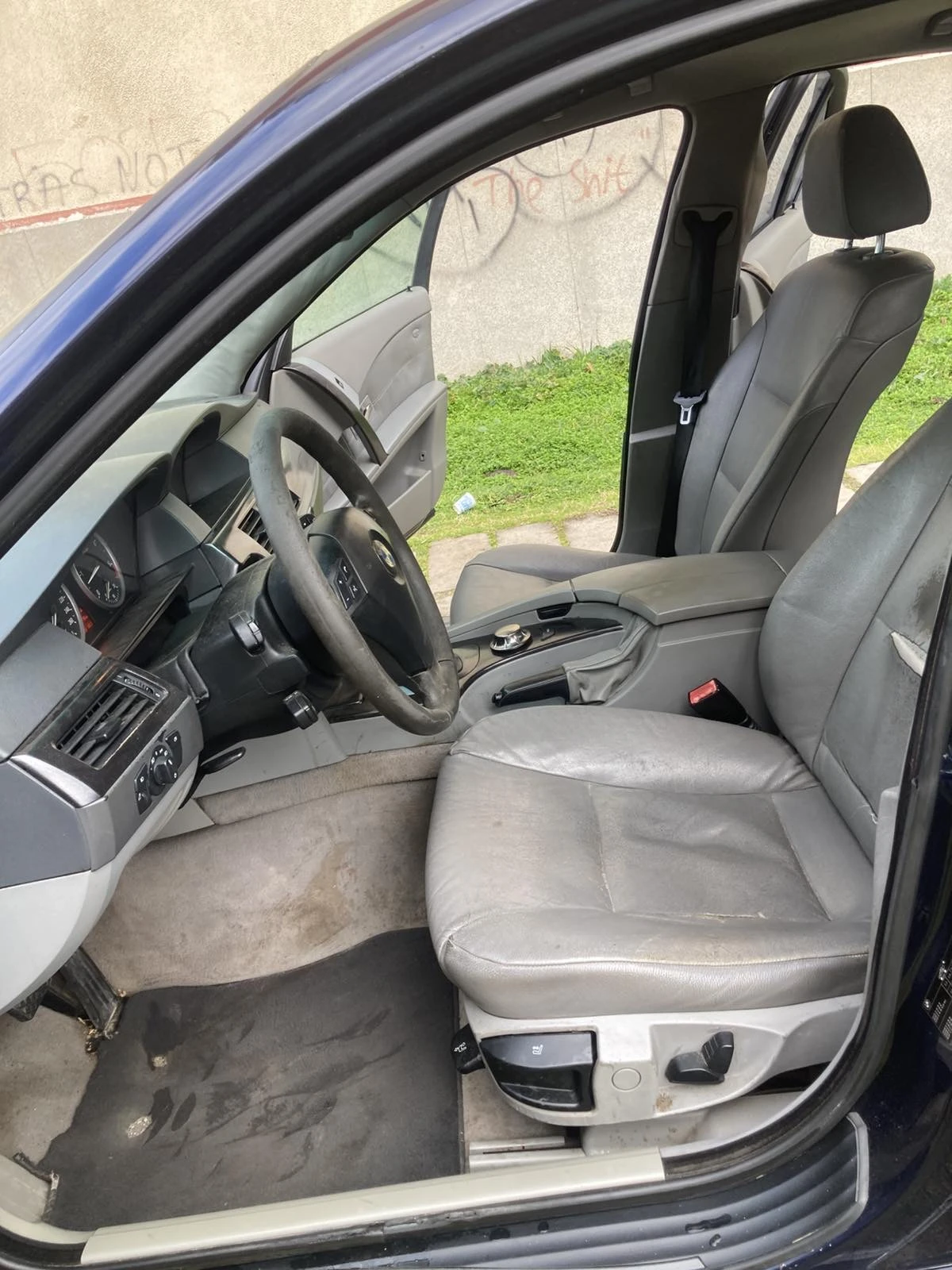 BMW 530 D 218HP СЕДАН АВТОМАТ РЕГИСТРИРАНА ТОП ЦЕНА - изображение 9