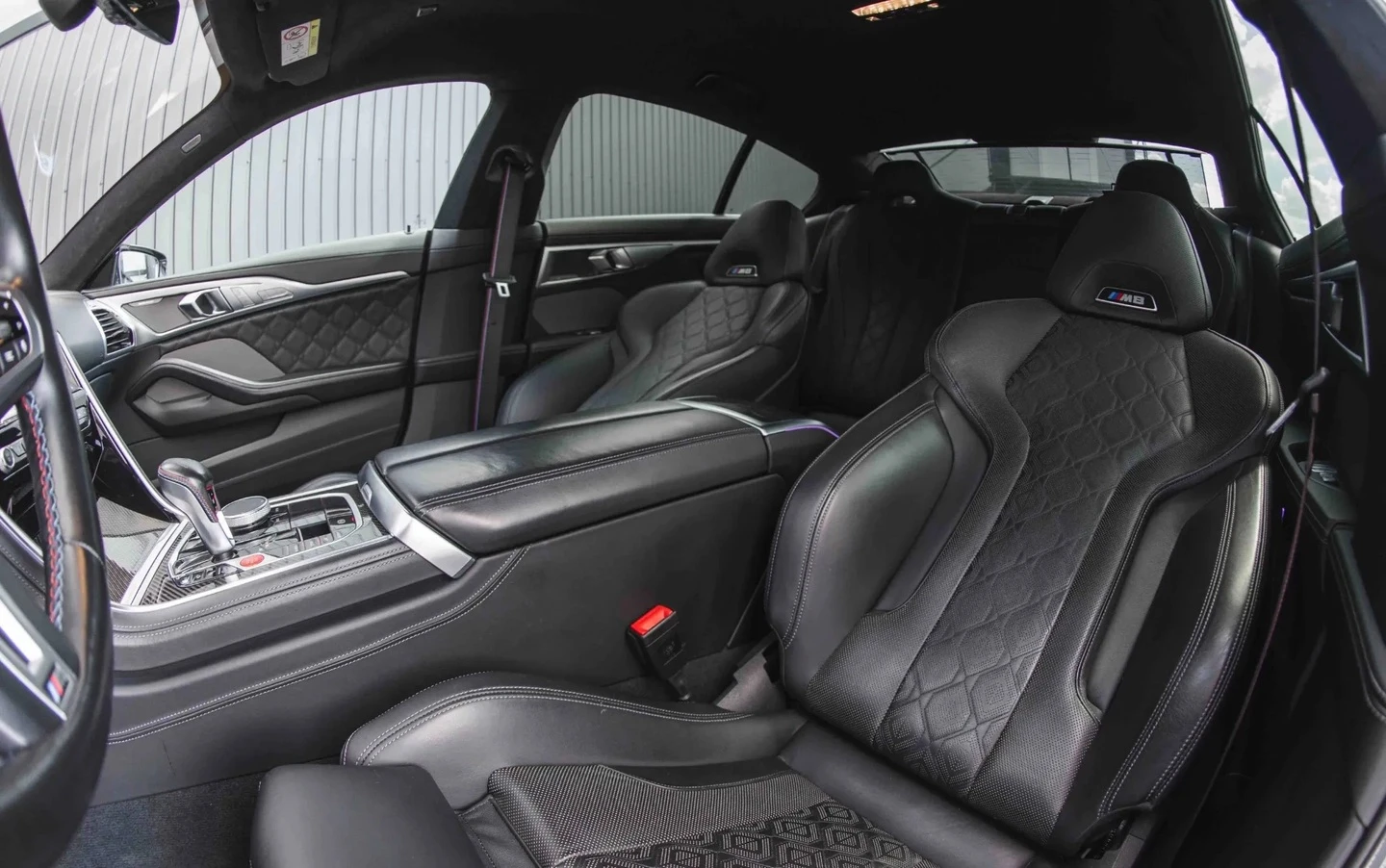 BMW M8 Gran Coupe, снимка 8 - Автомобили и джипове - 53721442