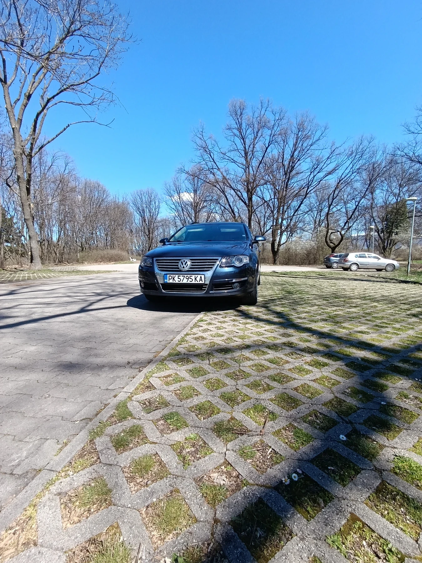 VW Passat 2.0 TDI  | Auto.bg — изображение 1