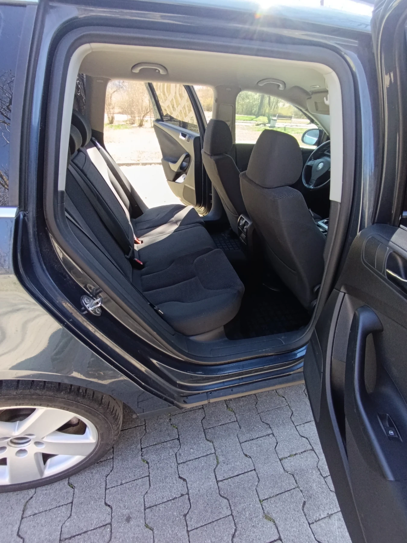 VW Passat 2.0 TDI , снимка 9 - Автомобили и джипове - 54126113