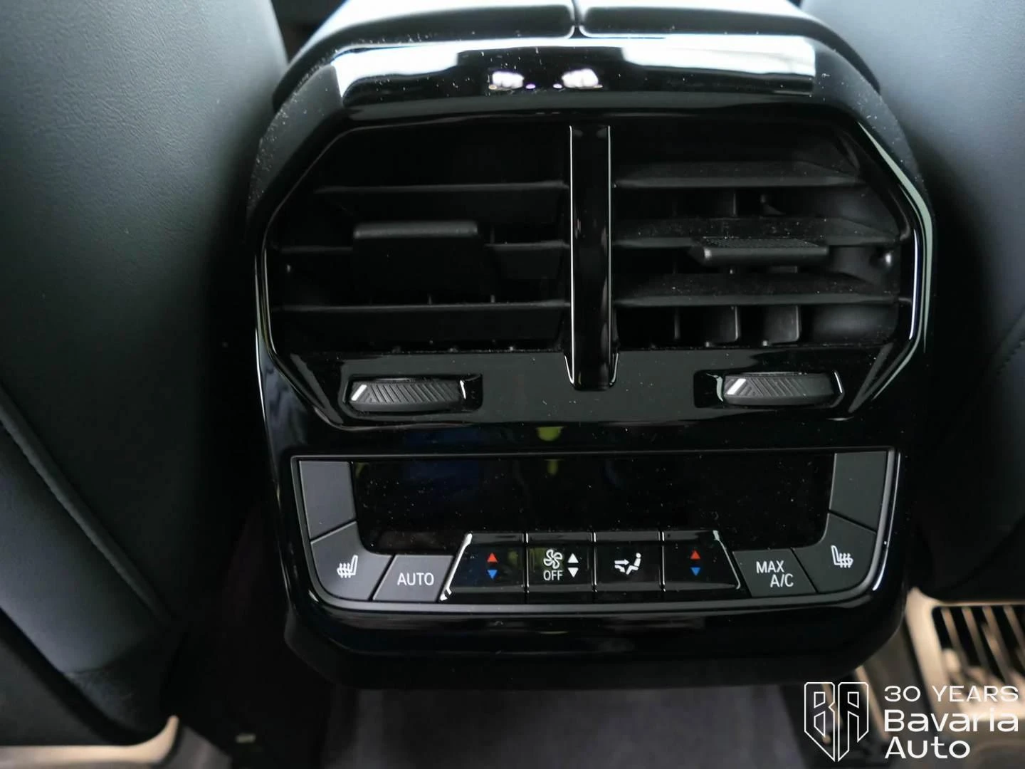 BMW iX 50 xDrive Sport, снимка 15 - Автомобили и джипове - 54129818