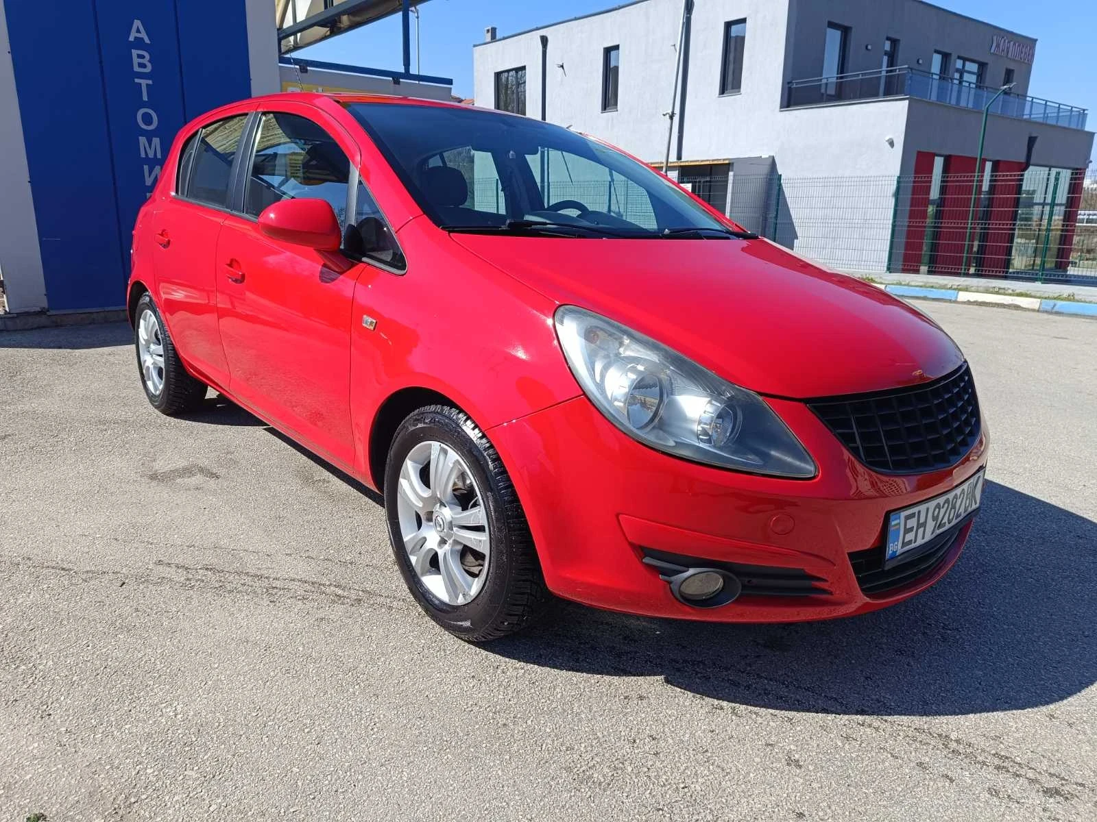 Opel Corsa, снимка 2 - Автомобили и джипове - 54220741