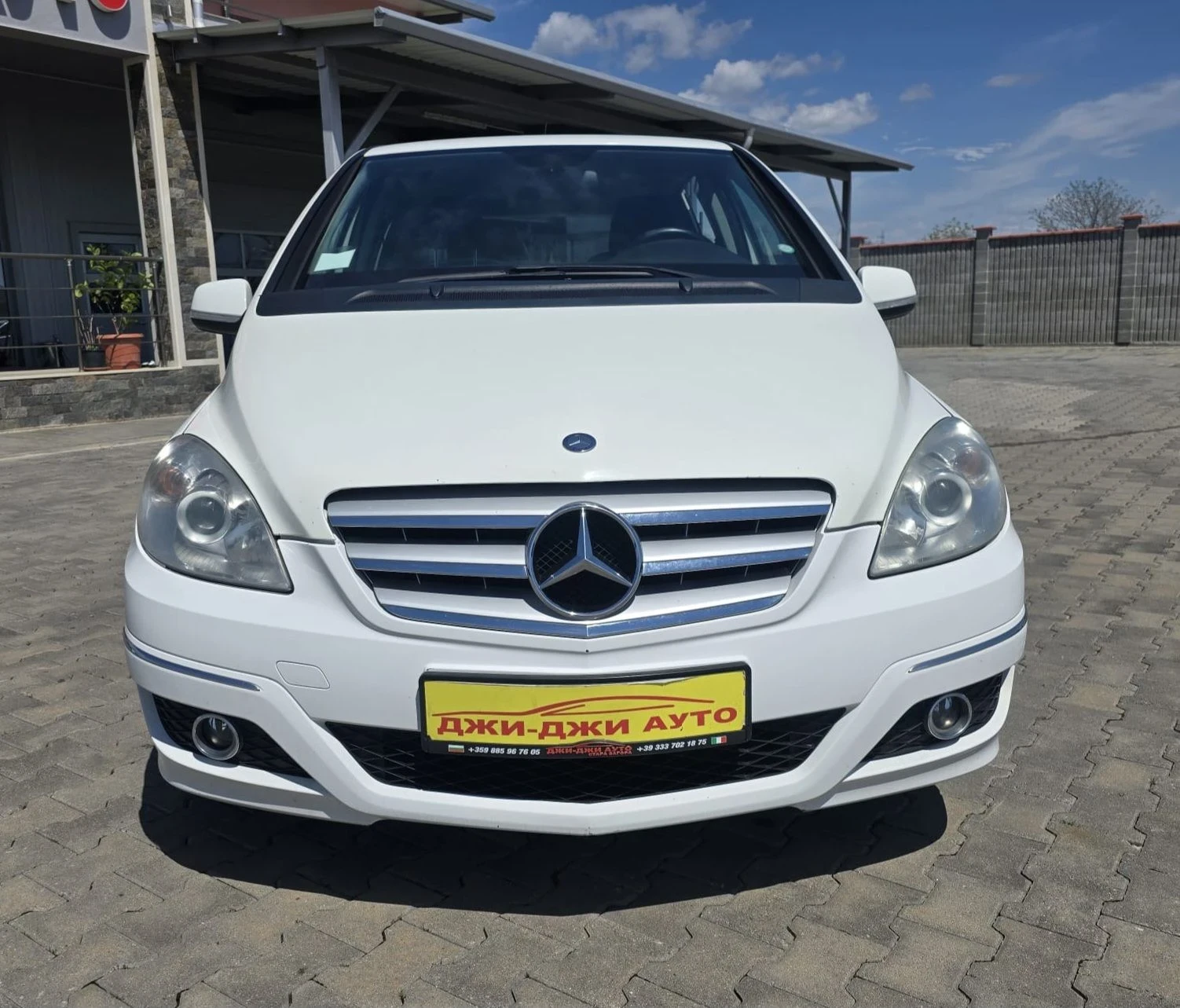 Mercedes-Benz B 170 2.0i NGT, снимка 2 - Автомобили и джипове - 54306274