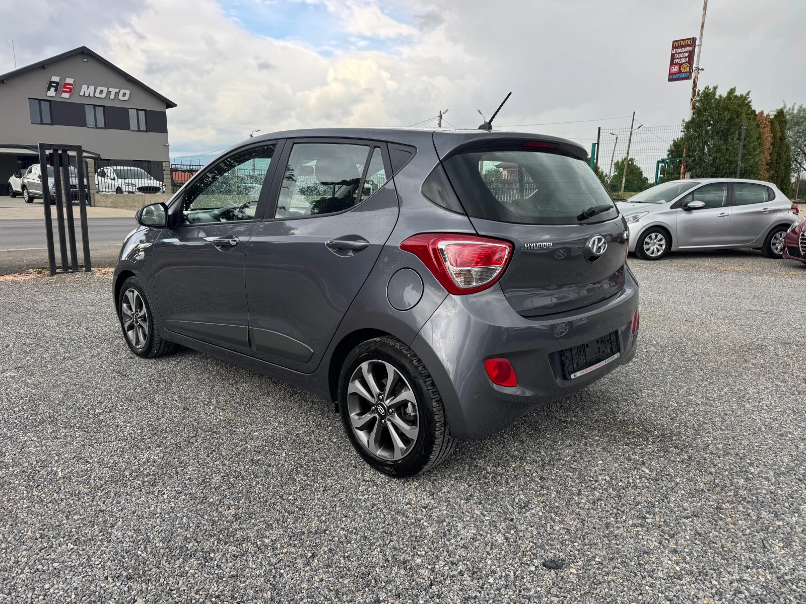 Hyundai I10 1.2i YES Edition!! Klimatronik!!! EURO 6!!, снимка 4 - Автомобили и джипове - 54645718