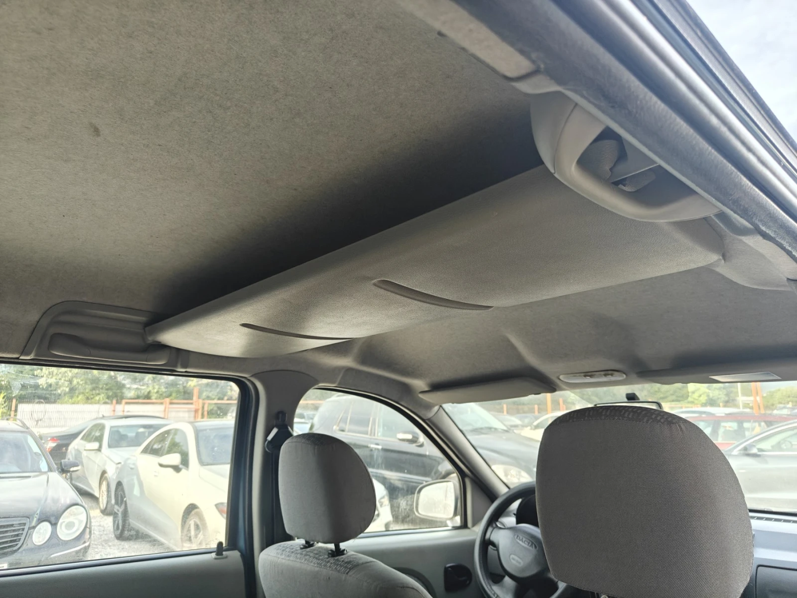 Dacia Logan 6+ 1 ГАЗ КЛИМА, снимка 11 - Автомобили и джипове - 54921311