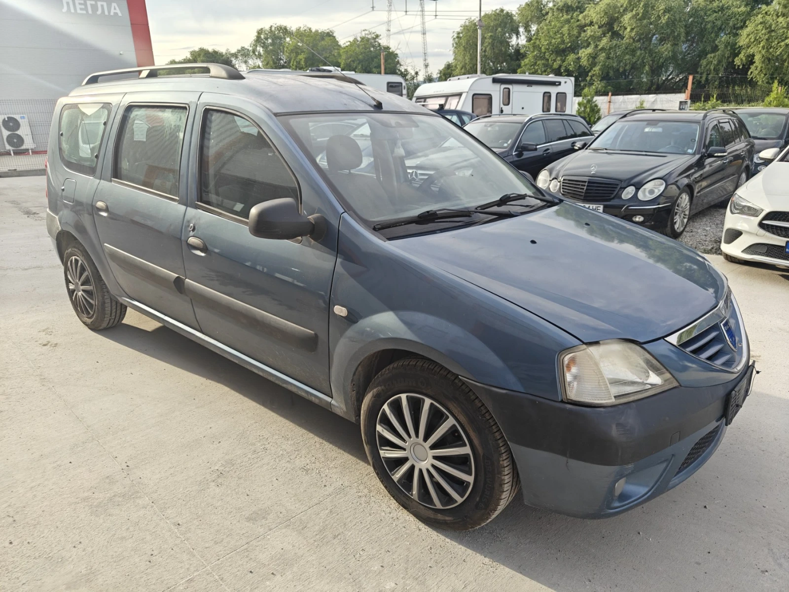 Dacia Logan 6+ 1 ГАЗ КЛИМА, снимка 2 - Автомобили и джипове - 54921311