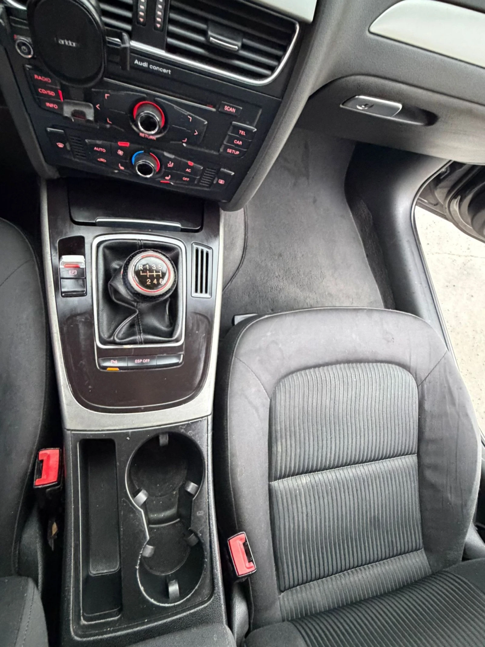 Audi A4, снимка 11 - Автомобили и джипове - 55225133