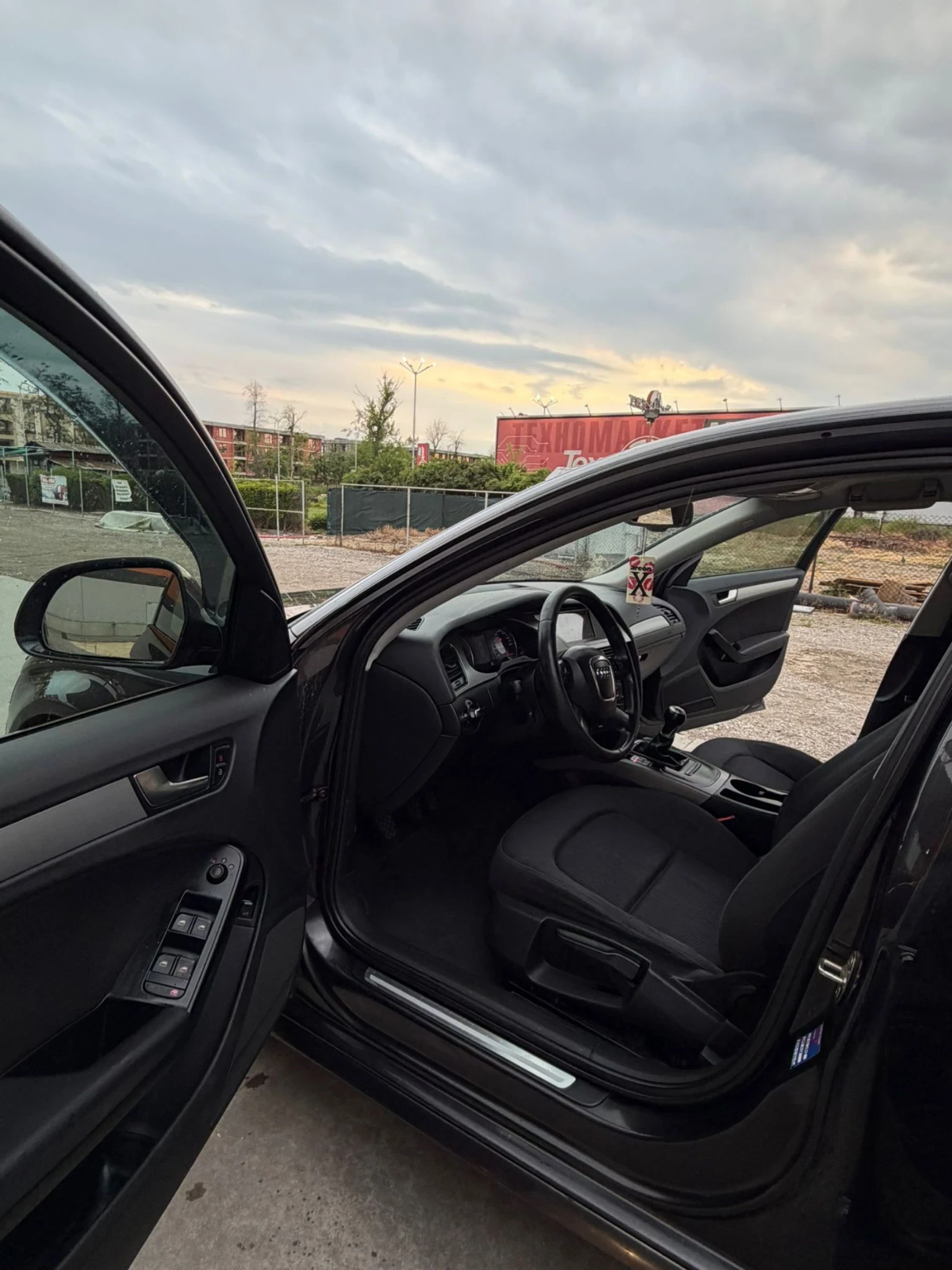 Audi A4, снимка 7 - Автомобили и джипове - 55225133