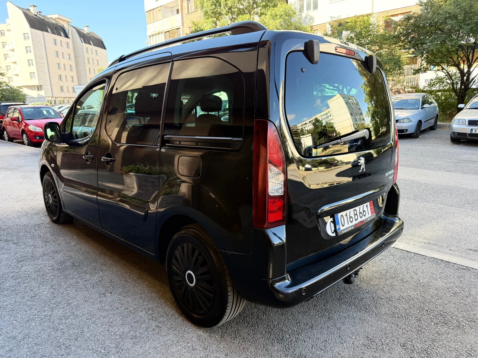 Peugeot Partner 1.6HDI Teppe Facelift , снимка 6 - Автомобили и джипове - 56199086