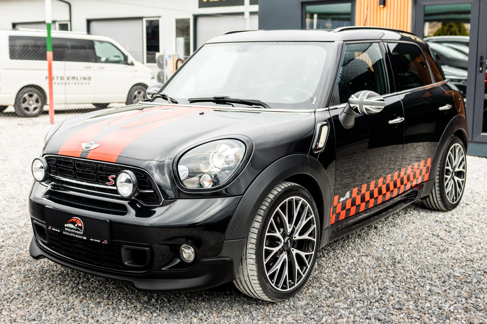Mini Countryman SD 2.0::ALL4::John Cooper Works, снимка 2 - Автомобили и джипове - 56454362