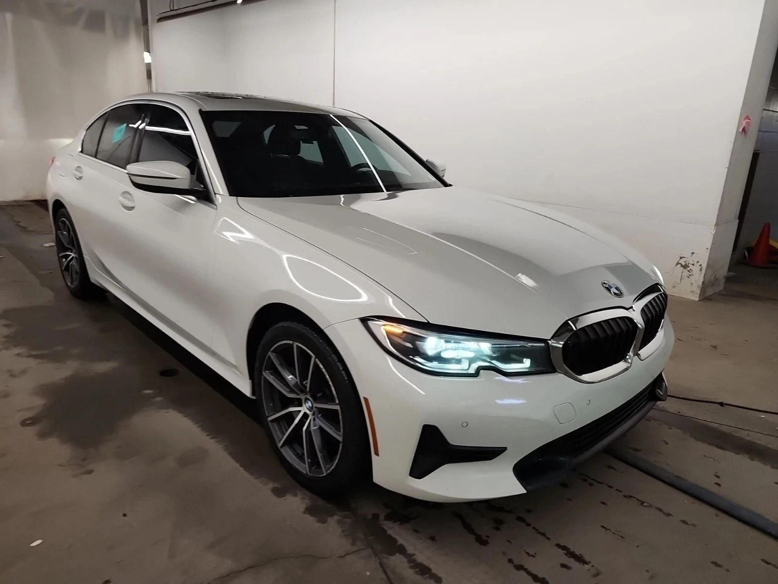 BMW 330, снимка 3 - Автомобили и джипове - 56683235