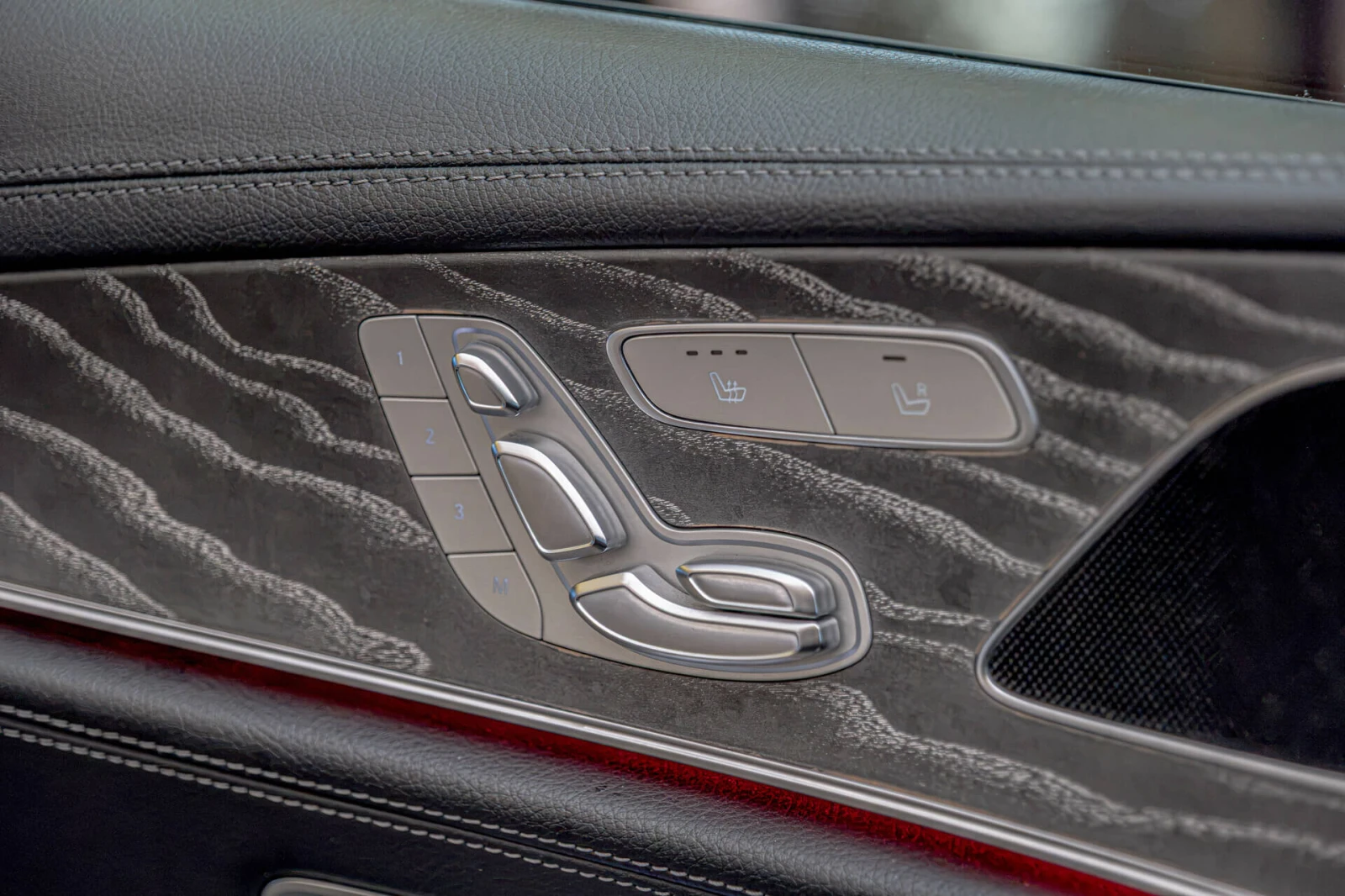 Mercedes-Benz CLS 350 AMG Styling/4Matic/Ambient/������ 360/73500km ���� | Mobile.bg � ����������� 12