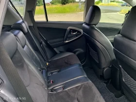 Toyota Rav4 2.2 D4D, снимка 10