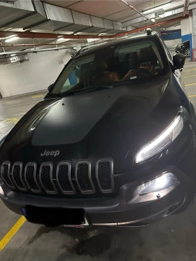 Jeep Cherokee 3.2 v6 172hp, снимка 1