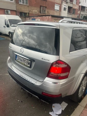 ����� �� �������� �� Mercedes-Benz GL 550 388��.