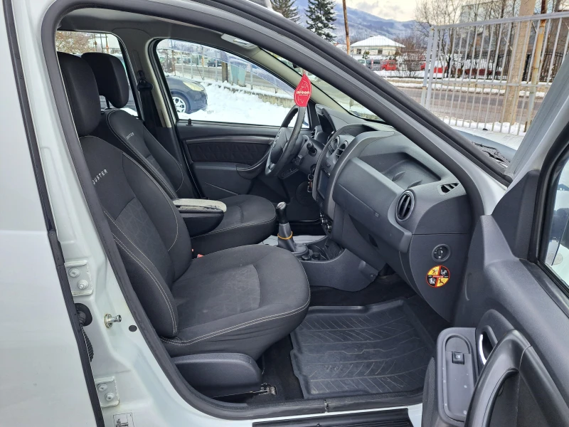 Dacia Duster 1.6i/GAZ 105ks, снимка 10 - Автомобили и джипове - 48664002