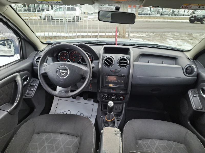 Dacia Duster 1.6i/GAZ 105ks, снимка 14 - Автомобили и джипове - 48664002