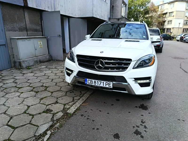 Mercedes-Benz ML 350  AMG, Airmatic, 360  камера, снимка 3 - Автомобили и джипове - 52338927