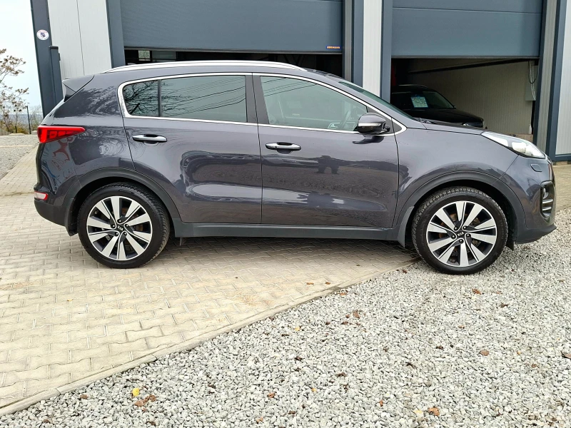 Kia Sportage 1.7CRD НАВИГАЦИЯ* КОЖА* R19, снимка 4 - Автомобили и джипове - 52480749