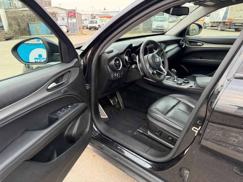 Alfa Romeo Stelvio TI SPORT AWD, снимка 9 - Автомобили и джипове - 53129783