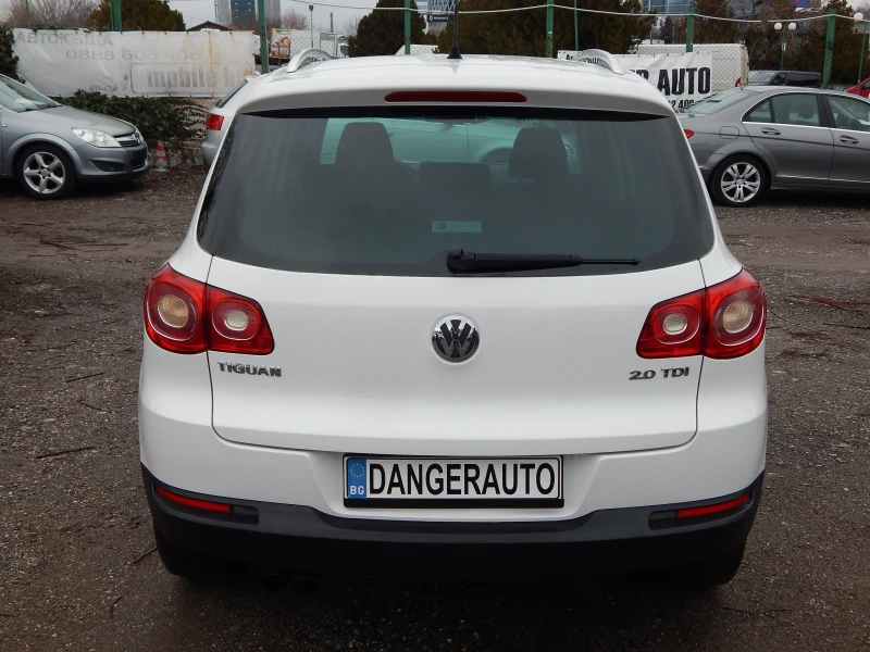VW Tiguan 2.0TDI* 4X4* 228000km* , снимка 5 - Автомобили и джипове - 53260013
