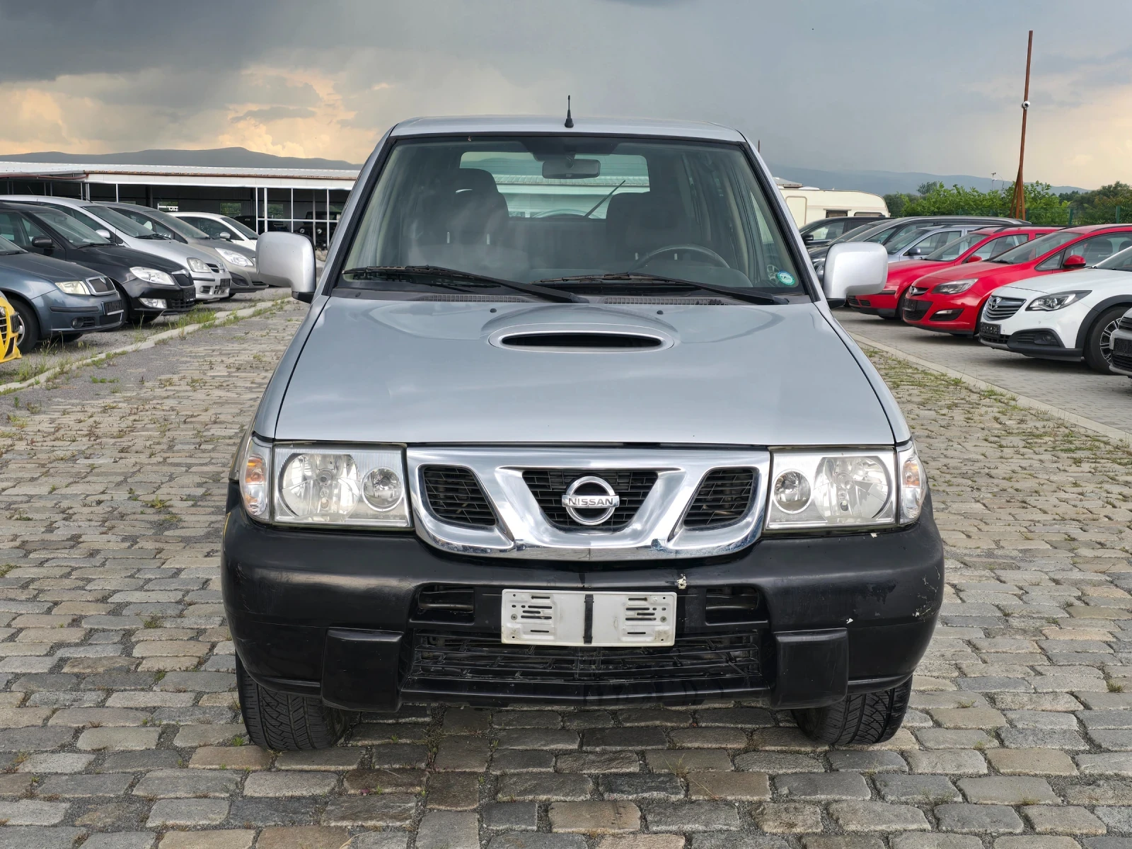 Nissan Terrano 2.7D 6+ 1 места 2005 година ИТАЛИЯ - изображение 2