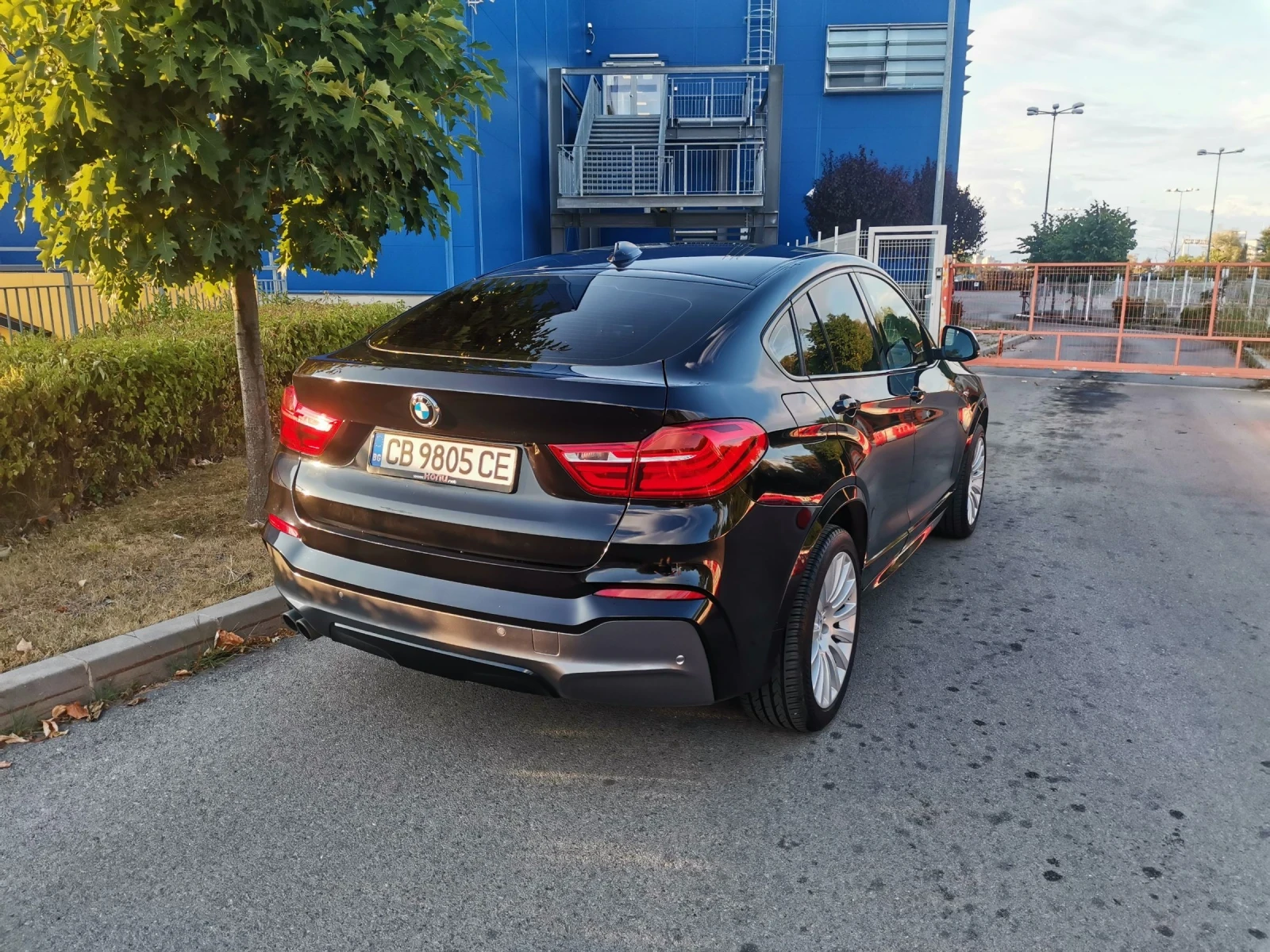 BMW X4 F26 30d xDrive M-Pack - изображение 4