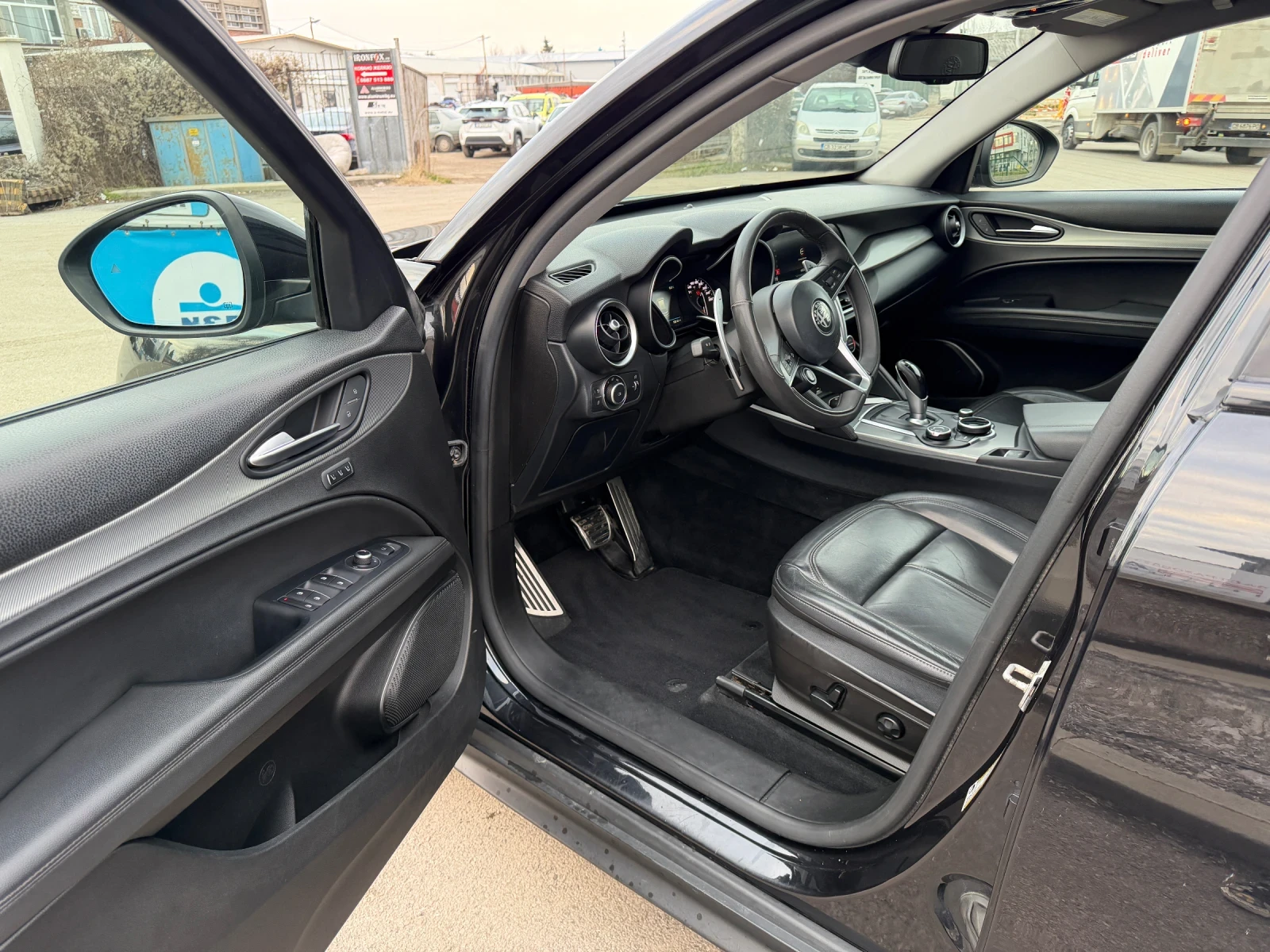 Alfa Romeo Stelvio TI SPORT AWD - изображение 9