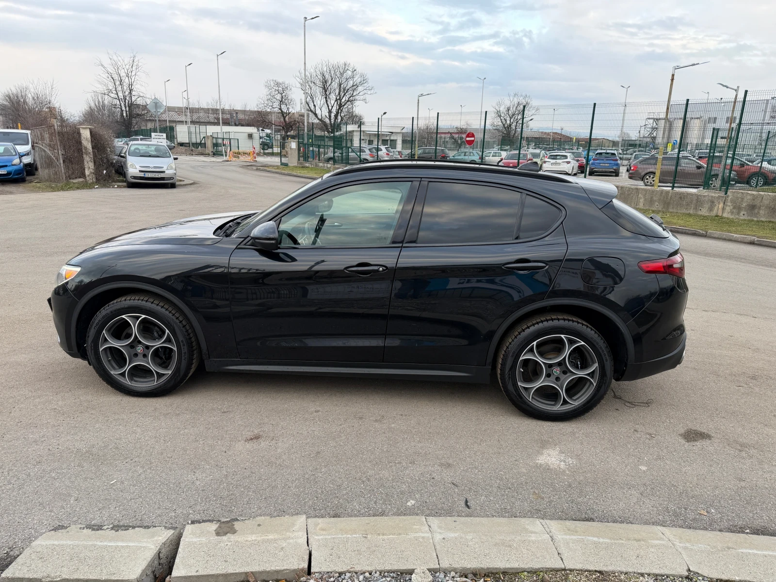 Alfa Romeo Stelvio TI SPORT AWD - изображение 4