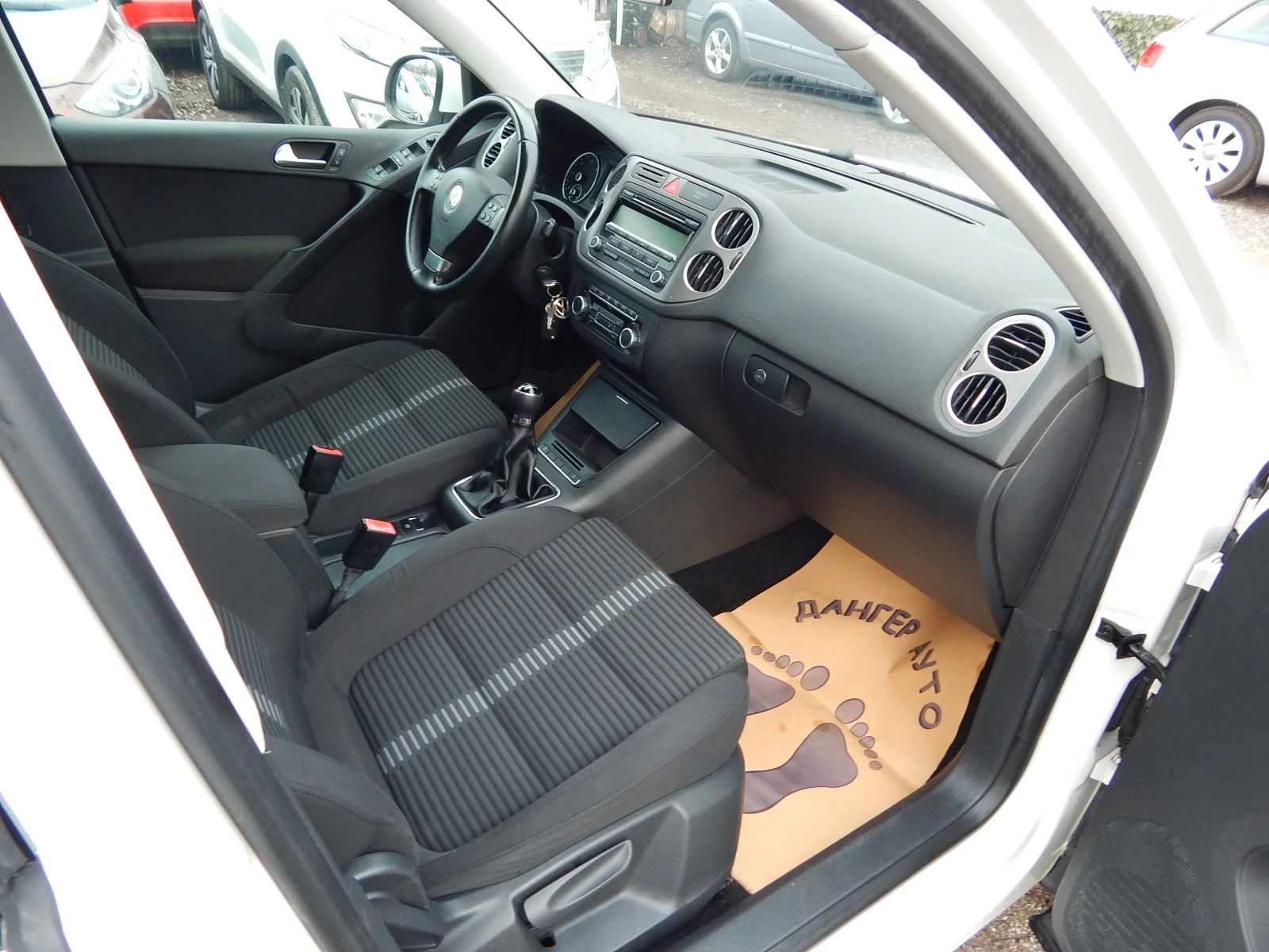 VW Tiguan 2.0TDI* 4X4* 228000km*  | Mobile.bg � ����������� 15