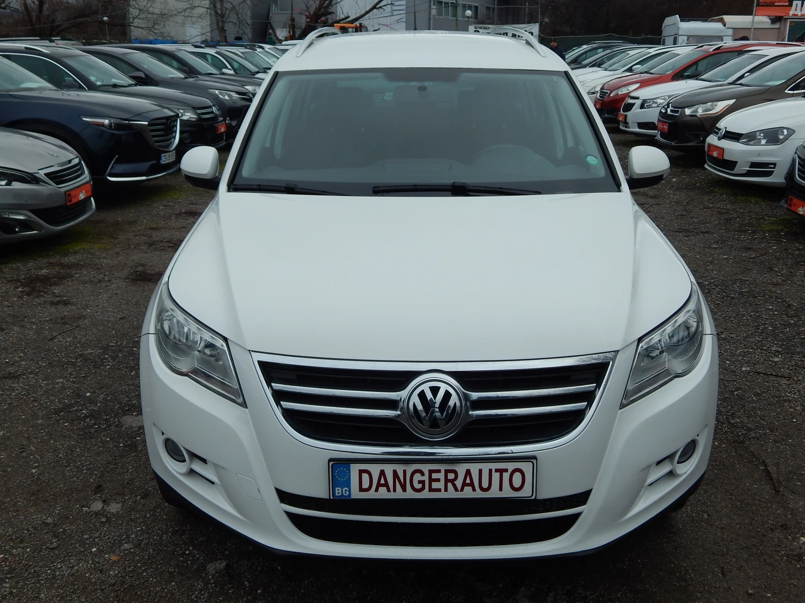 VW Tiguan 2.0TDI* 4X4* 228000km*  - изображение 2