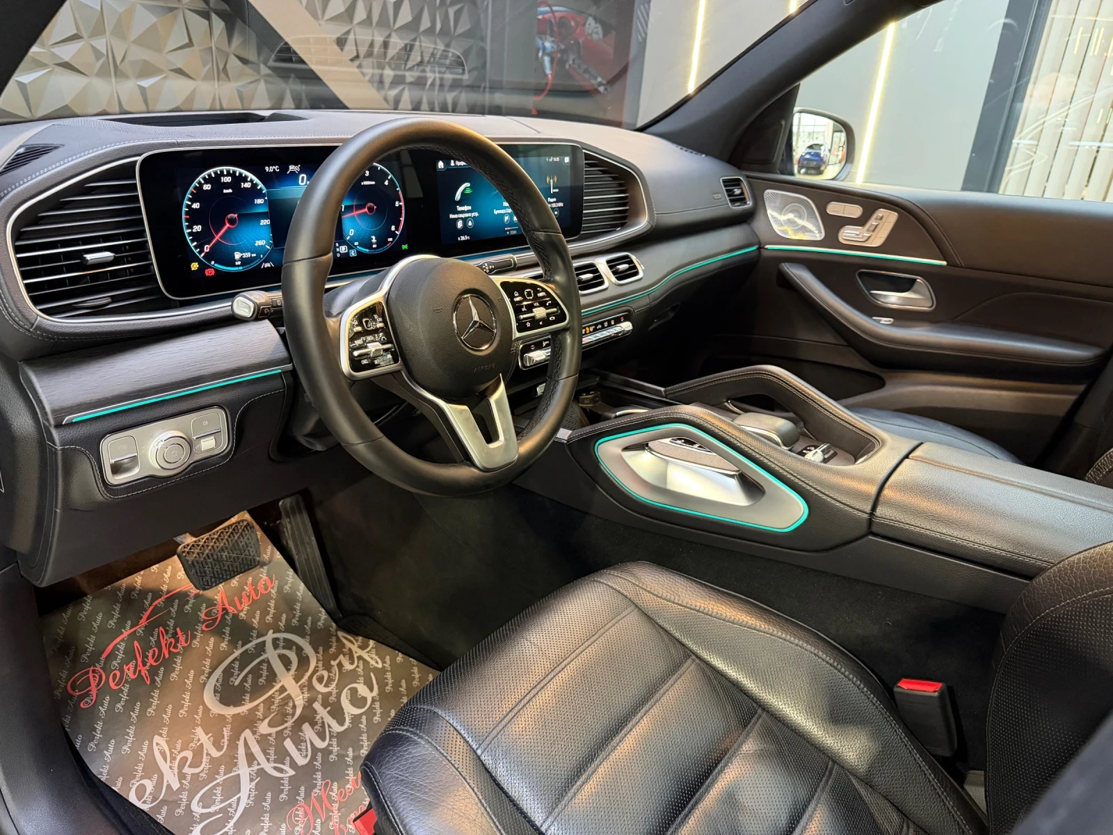 Mercedes-Benz GLE 400 d 4 MATIC* 6+ 1* AMG* ПАНОРАМА* BURMESTER* HEAD UP, снимка 8 - Автомобили и джипове - 53904905