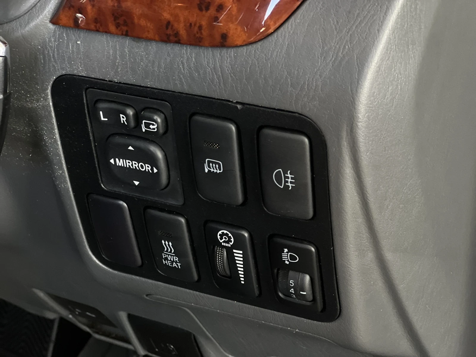 Toyota Land cruiser 5 скорости автомат, снимка 11 - Автомобили и джипове - 54239391