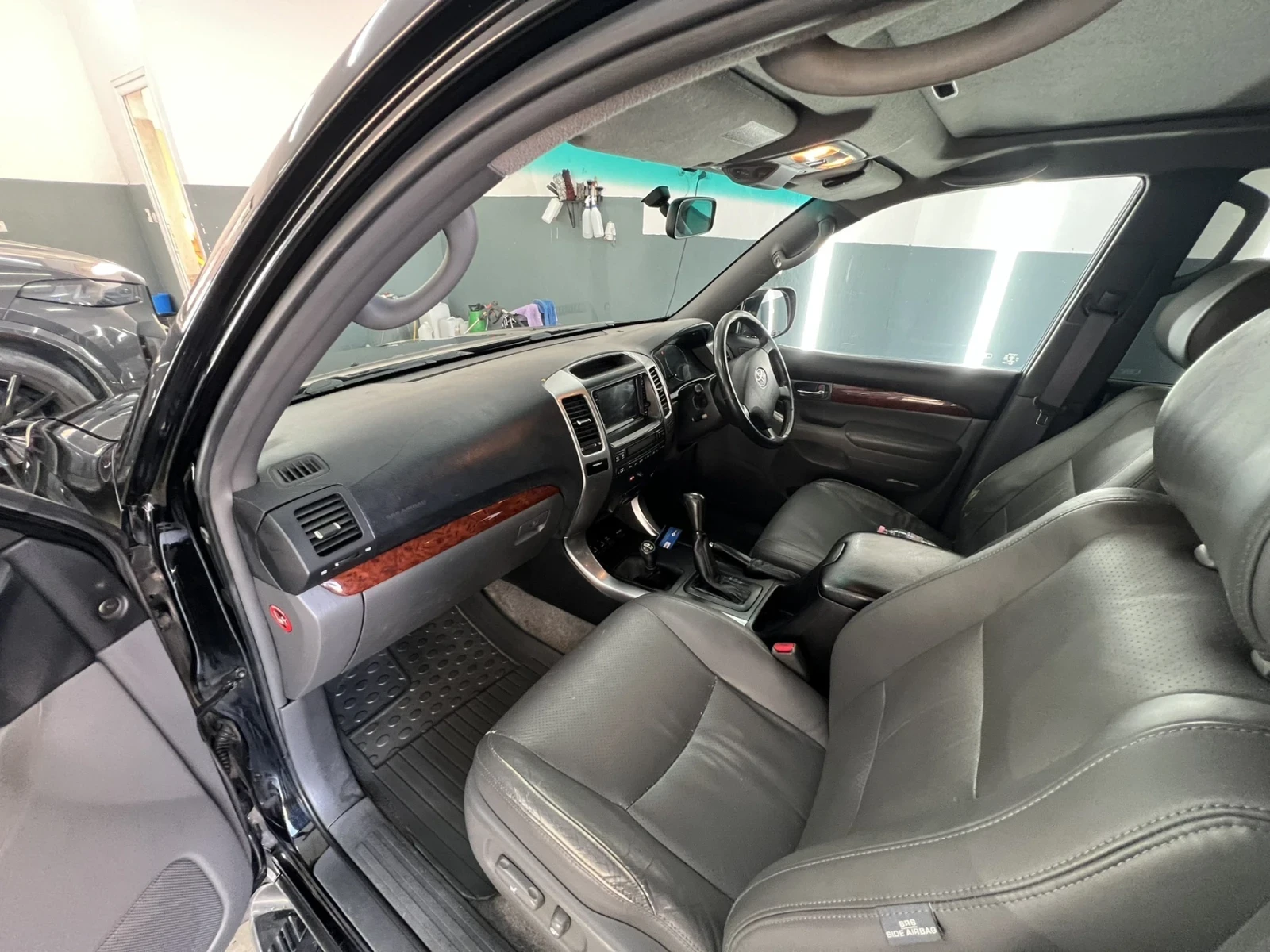 Toyota Land cruiser 5 скорости автомат, снимка 7 - Автомобили и джипове - 54239391