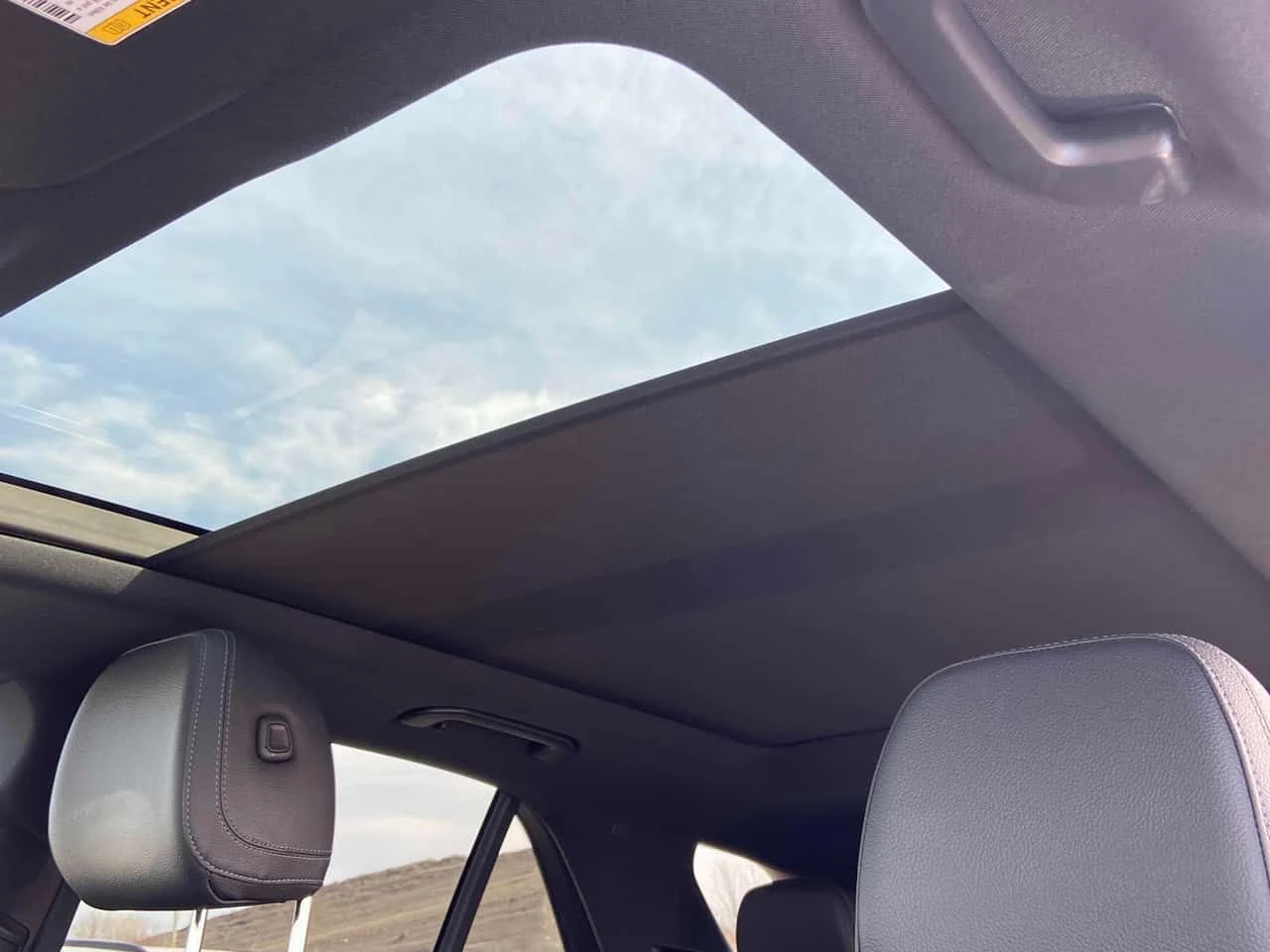 Mercedes-Benz GLE 350 * CARFAX * Дистроник * Burmester * 360 Камери * , снимка 10 - Автомобили и джипове - 54241203