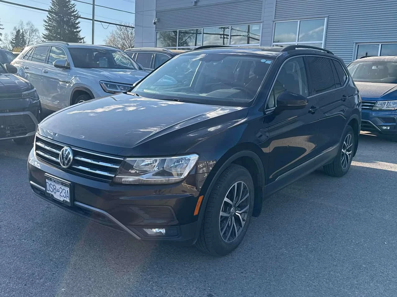 VW Tiguan * 4MOTION * CARFAX * ЦЕНА ДО БГ, снимка 10 - Автомобили и джипове - 54385002